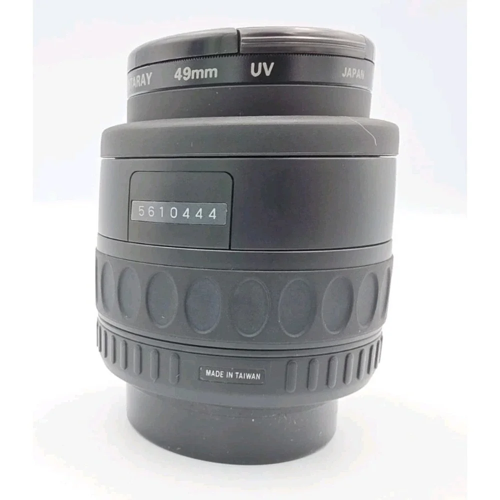 Pentax-F 35-80mm f4-5.6 SMC Autofocus Lens with Quantaray 49mm UV Filter